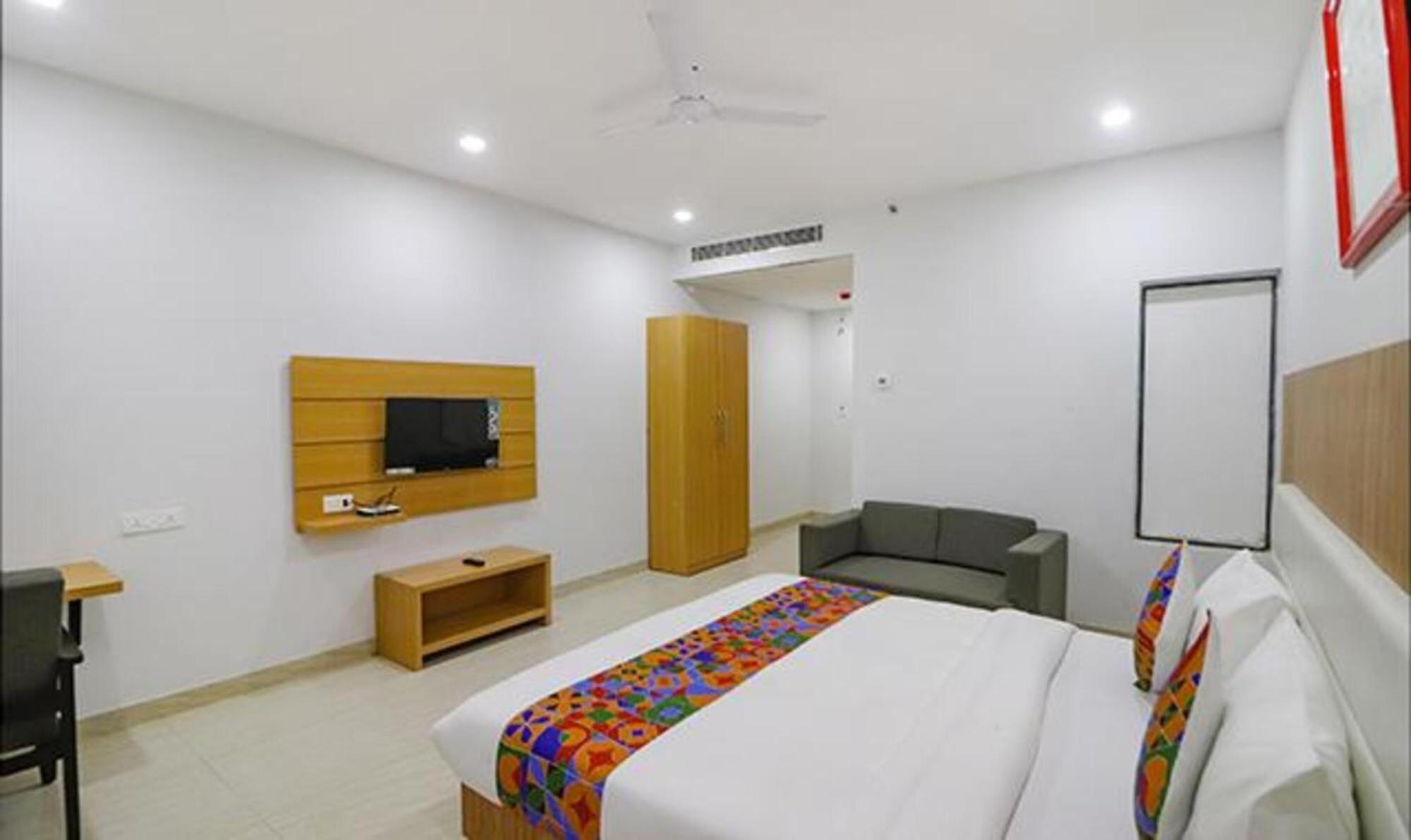 Fabhotel Premium Kashi Varanasi Exterior photo